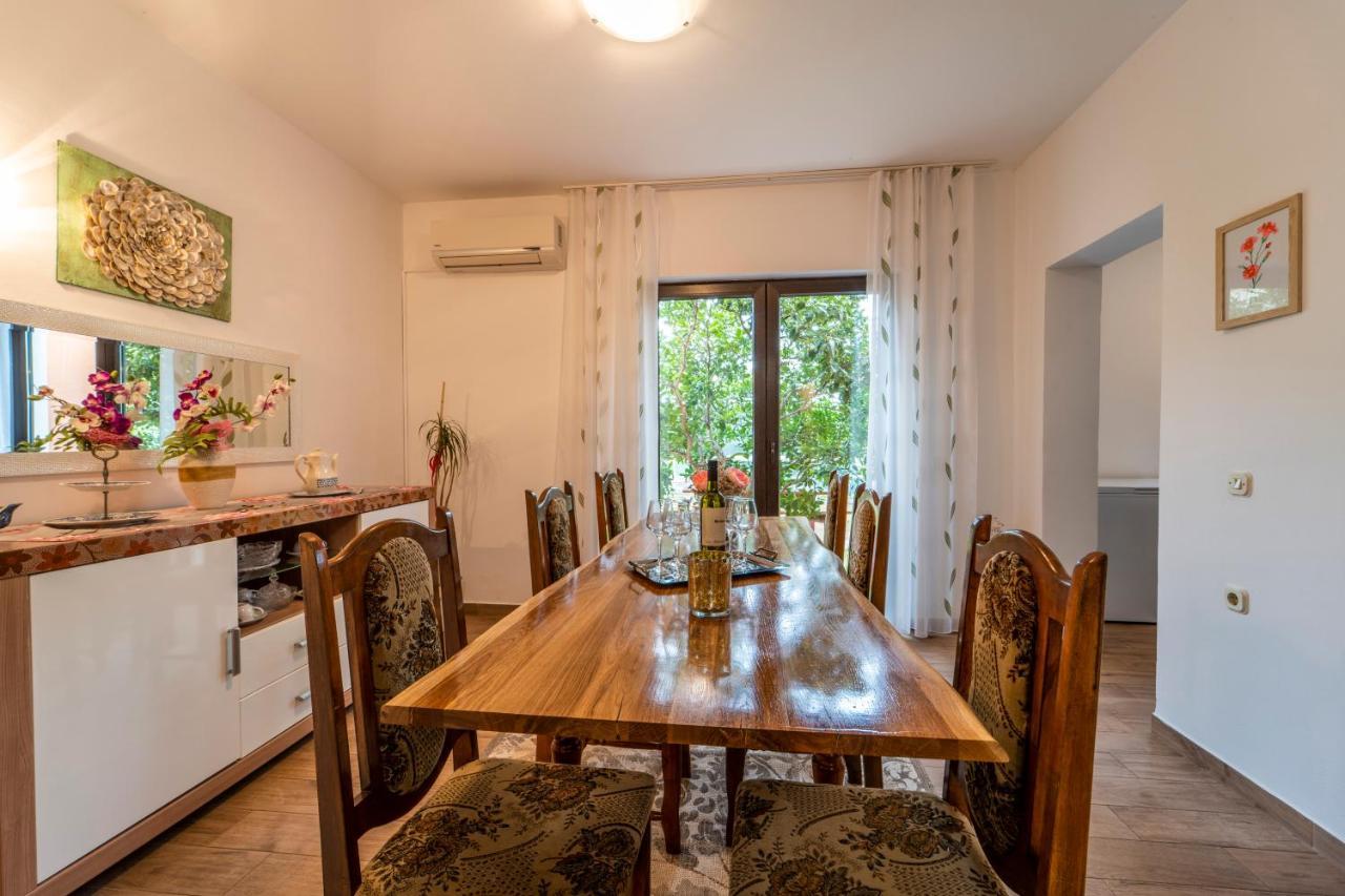 House Silvija Pula Apartment Exterior photo