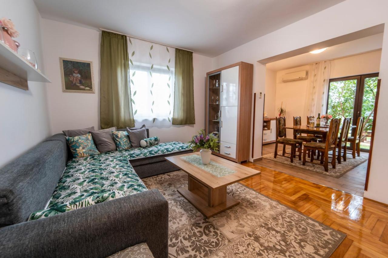 House Silvija Pula Apartment Exterior photo