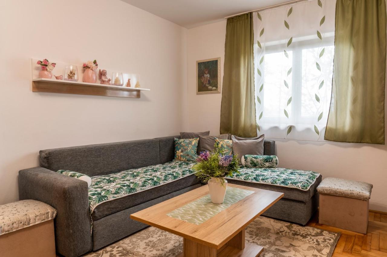 House Silvija Pula Apartment Exterior photo