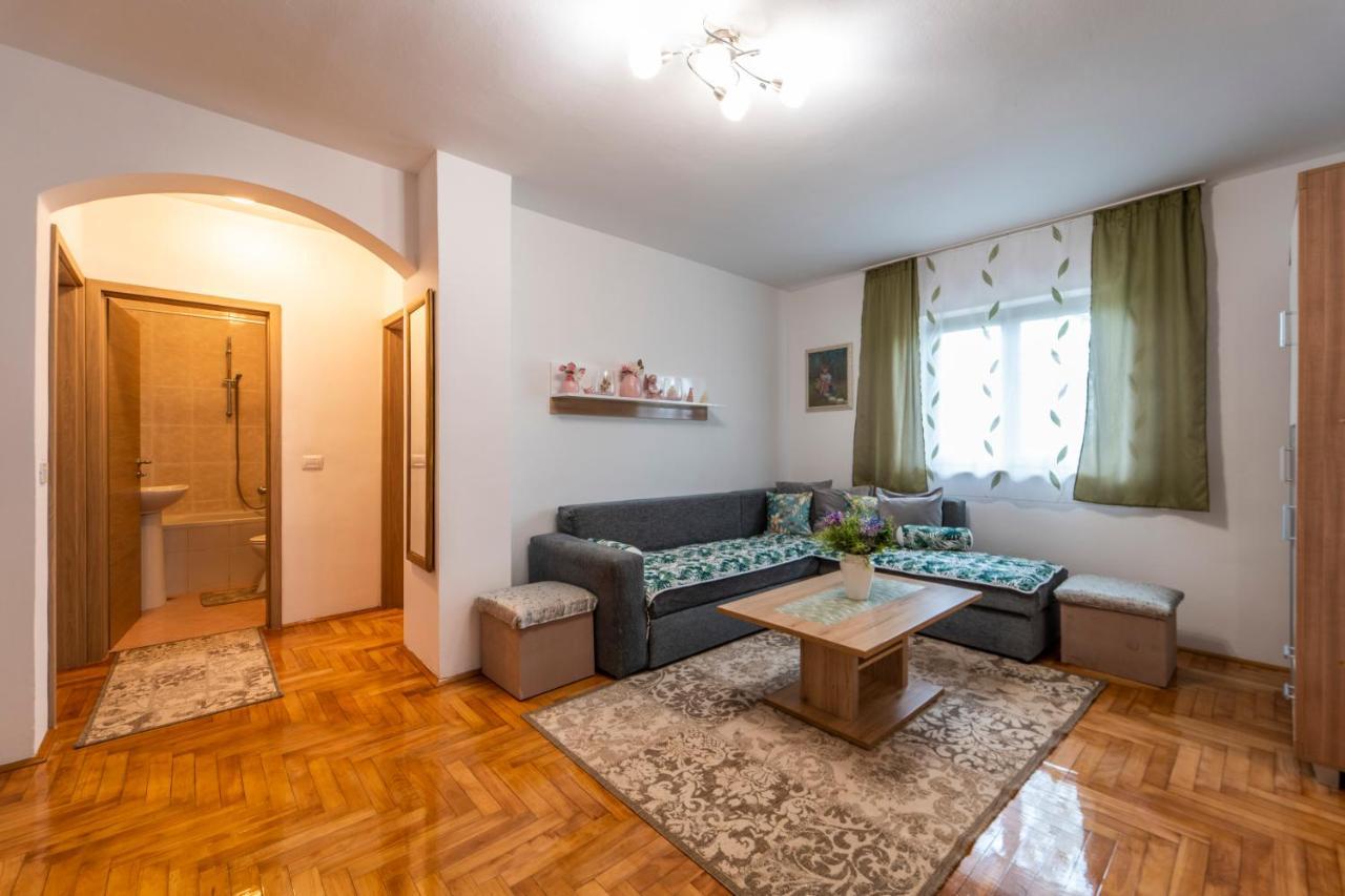 House Silvija Pula Apartment Exterior photo