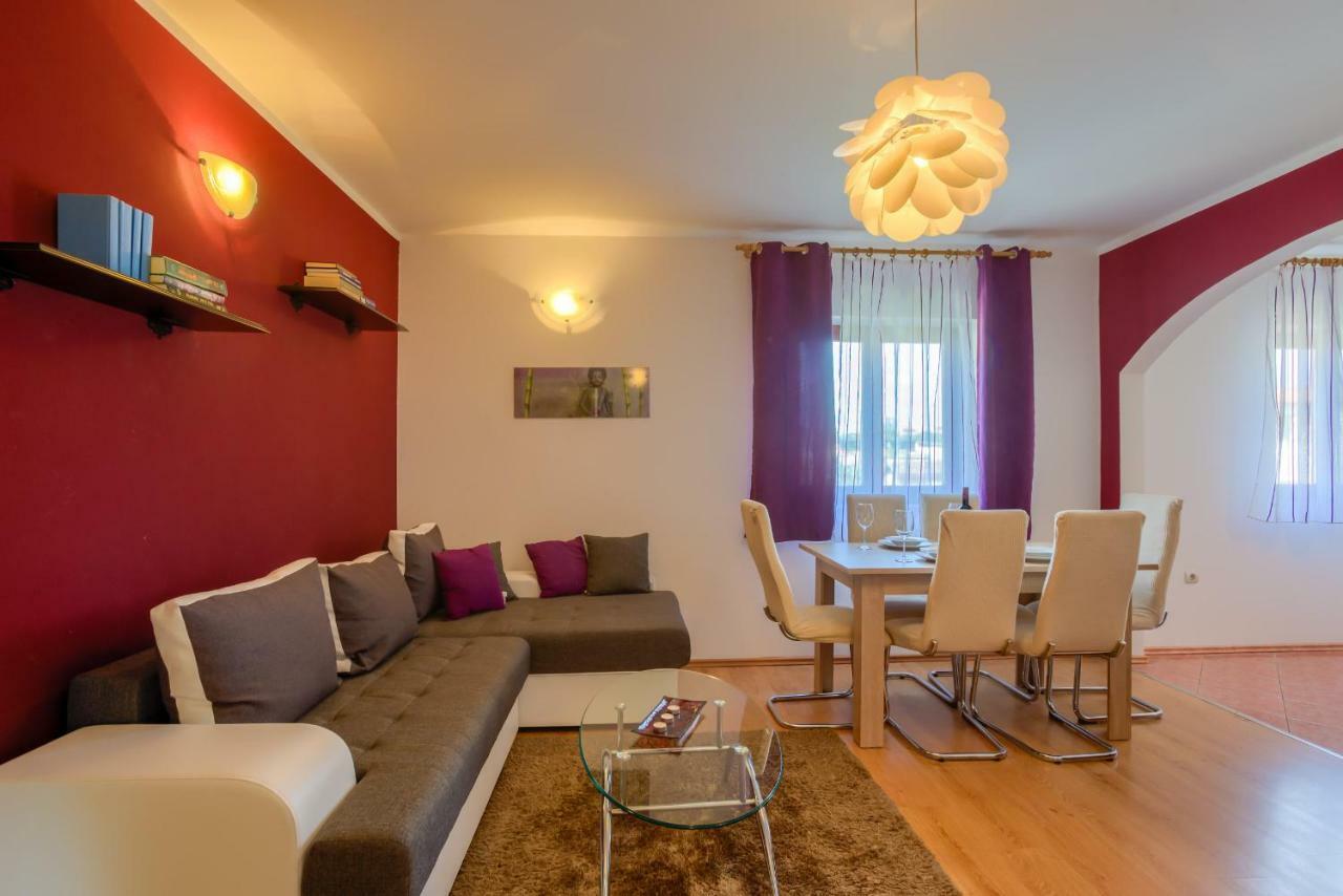 House Silvija Pula Apartment Exterior photo